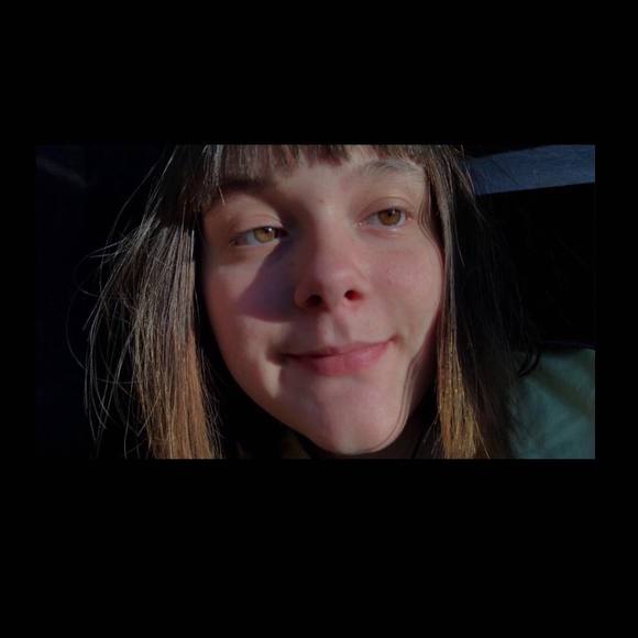 Meet your Posher, Zoei - Picture 1 of 1